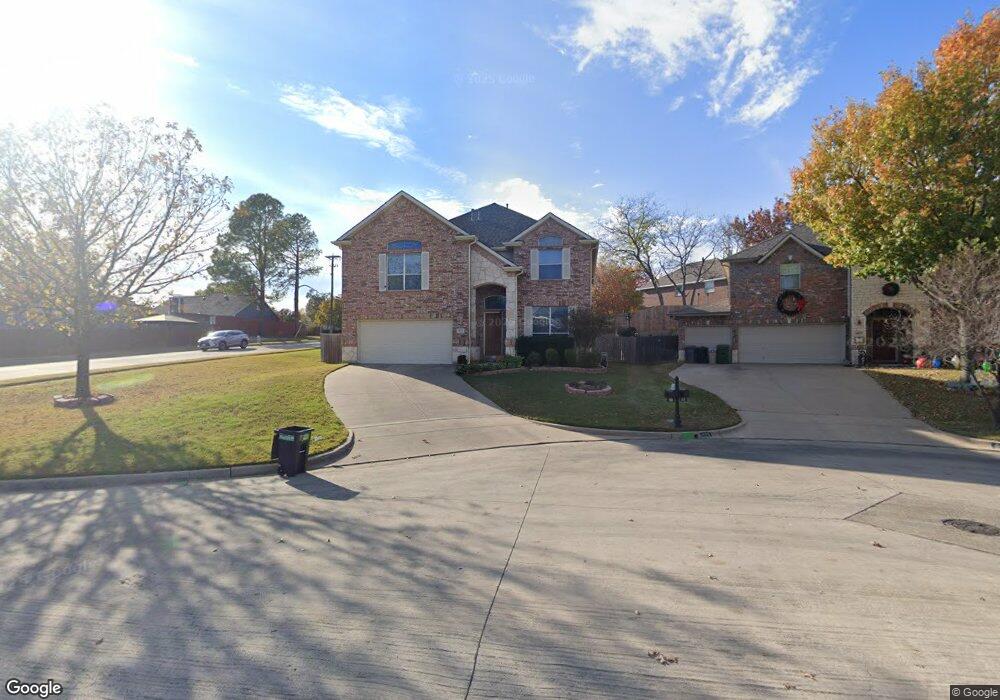 401 Hill Crest Ct, Hurst, TX 76053 - photo 1