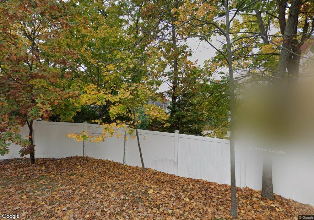 460 Heath St unit 1, Chestnut Hill, MA 02467 - photo 1