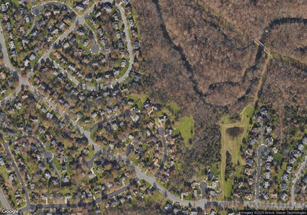 6203 Knoll View Place, Centreville, VA 20120 - photo 1