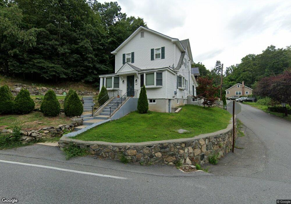 427 Oscawana Lake Rd, Putnam Valley, NY 10579 - photo 1