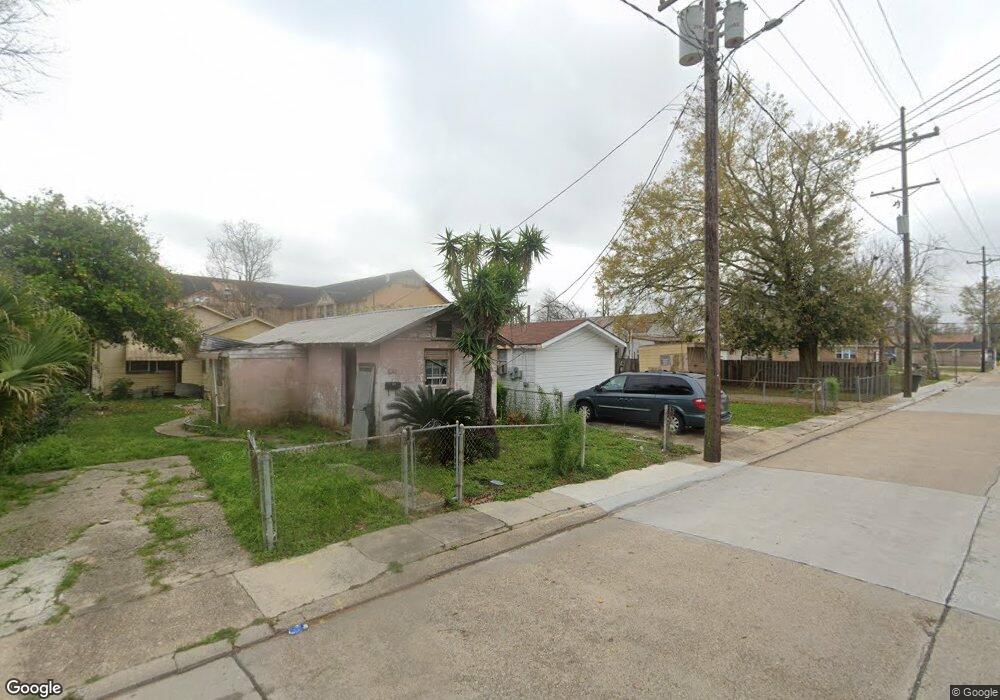 217 Naquin St, Houma, LA 70360 - photo 1