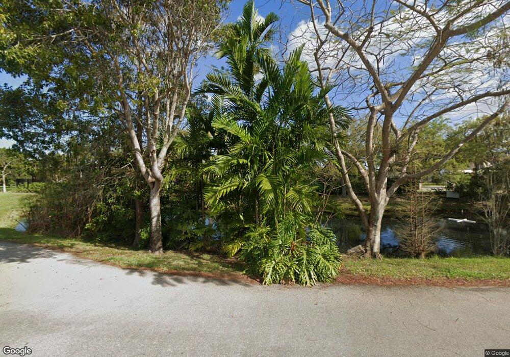 4150 S Camelot Cir, Davie, FL 33328 - photo 1