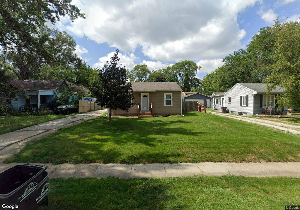 3840 51st St, Des Moines, IA 50310 - photo 1