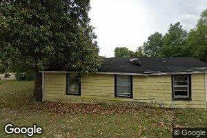 60 Church Ave, Willacoochee, GA 31650