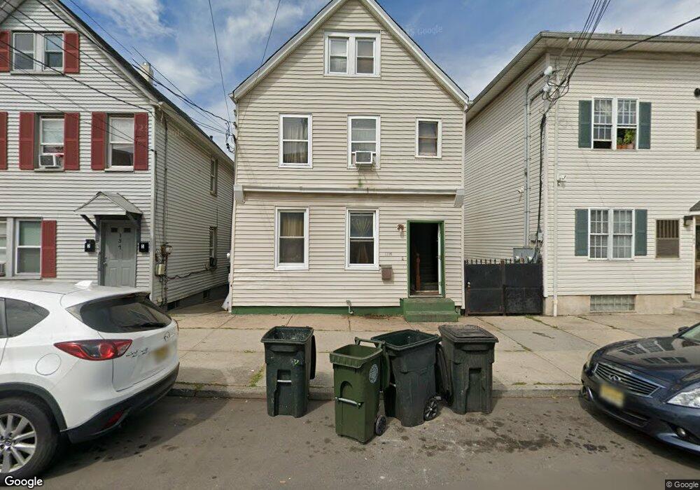 135 Remsen Ave, New Brunswick, NJ 08901 - photo 1