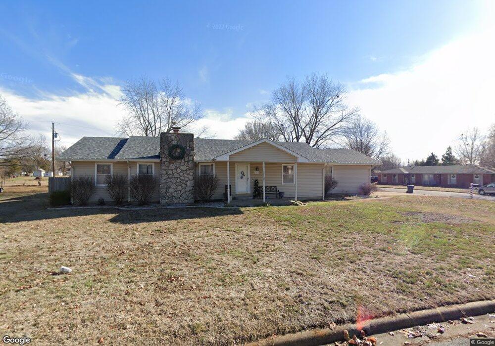 3410 Dirr Ave, Parsons, KS 67357 - photo 1