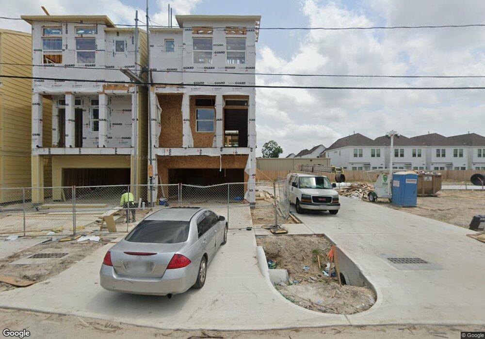 303 Marcella St unit H, Houston, TX 77091 - photo 1