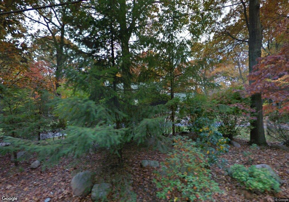 95 Chestnut Ridge Rd, Saddle River, NJ 07458 - photo 1