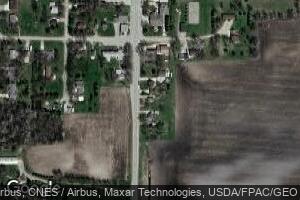 307 307 S Main, Blomkest, MN 56216