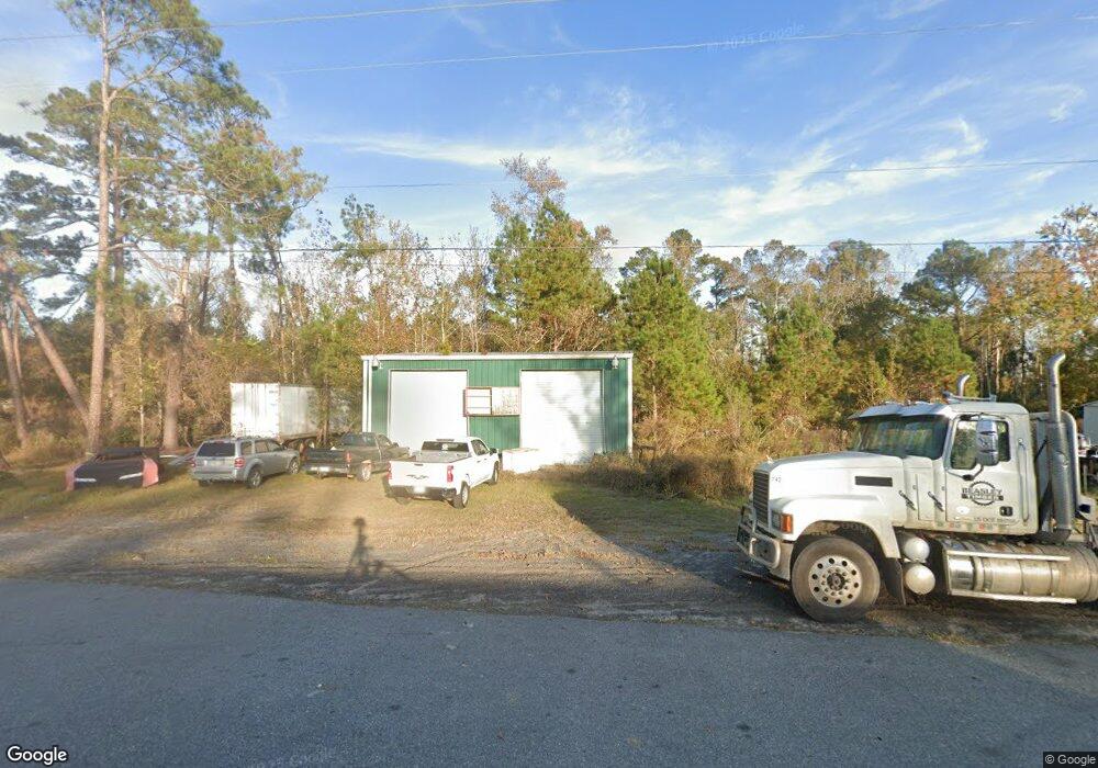 330 S 1st St, Uvalda, GA 30473 - photo 1