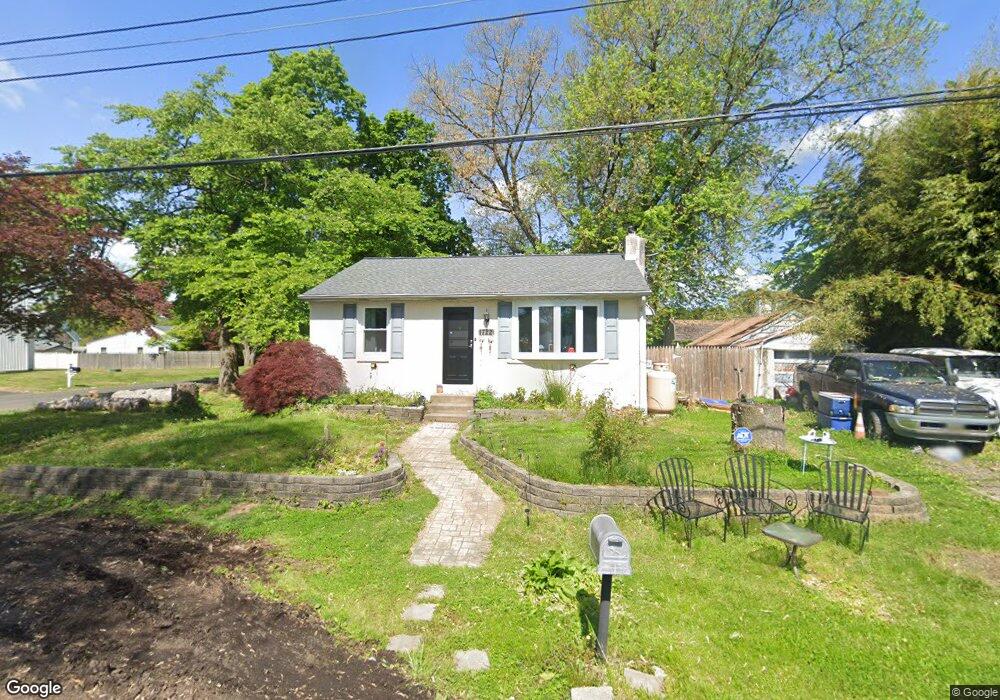 1722 Meadowbrook Rd, Feasterville Trevose, PA 19053 - photo 1