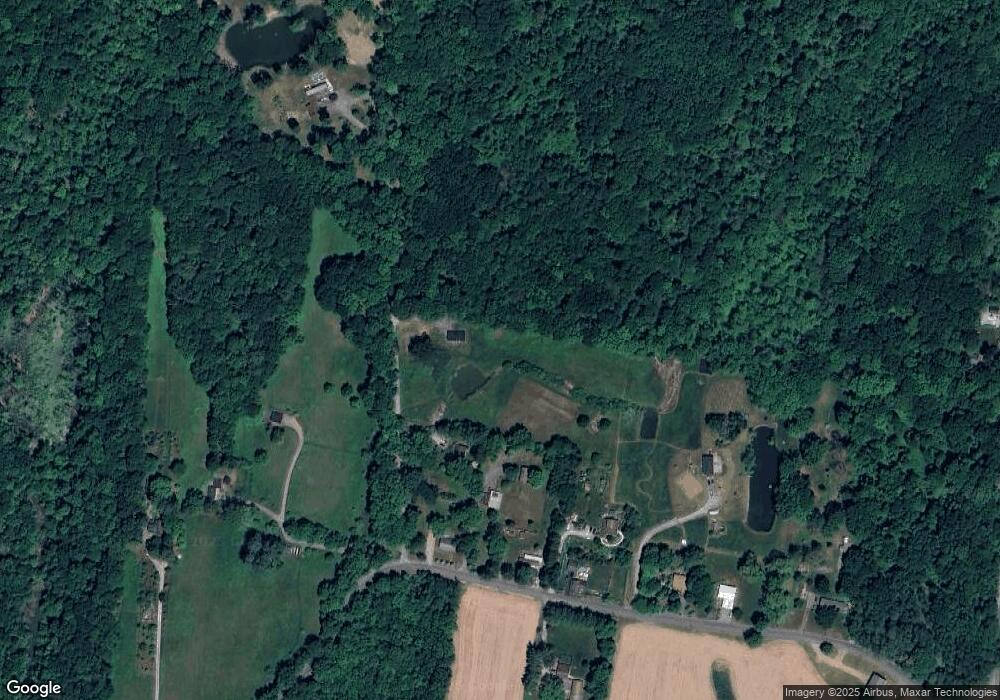 24 Silver Ln, Red Hook, NY 12571 - photo 1