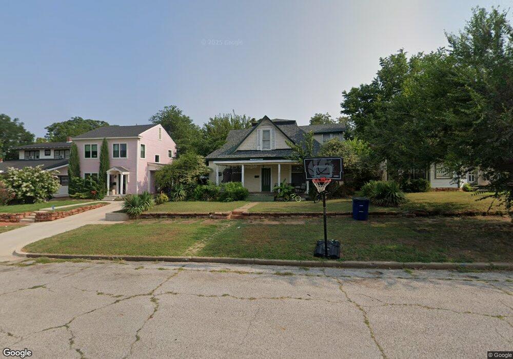 418 E Logan Ave, Guthrie, OK 73044 - photo 1