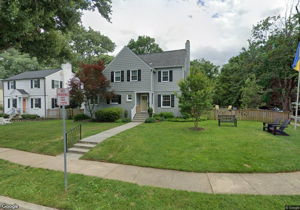 1231 Lake Falls Rd, Baltimore, MD 21210 - photo 1