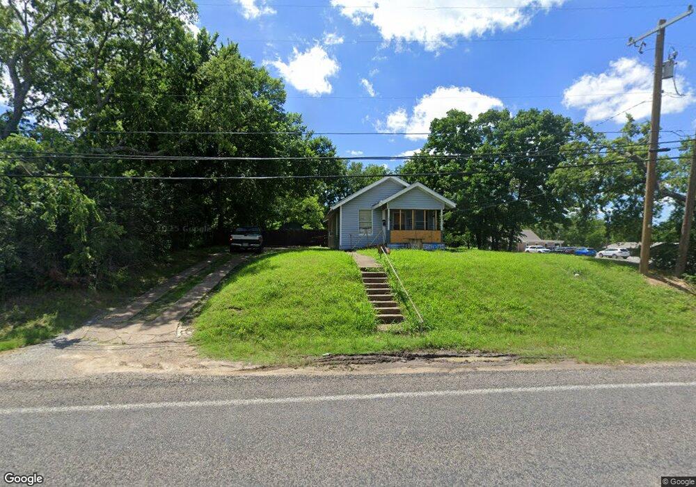 211 S Center St unit 221, Bonham, TX 75418 - photo 1