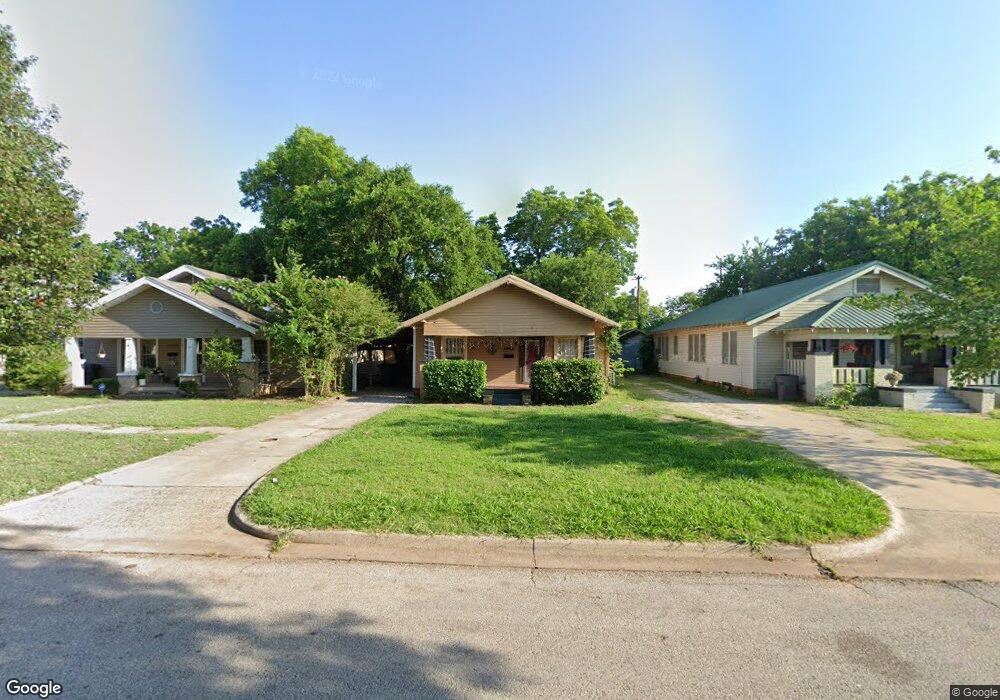 1054 McLish St, Ardmore, OK 73401 - photo 1