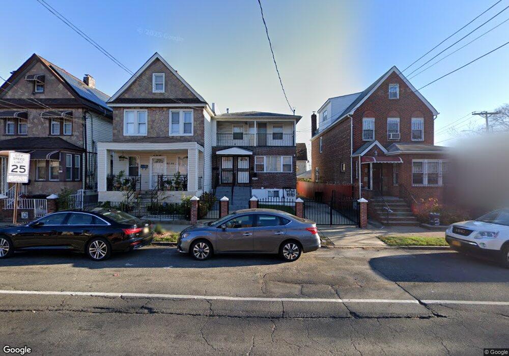 15706 111th Ave, Jamaica, NY 11433 - photo 1