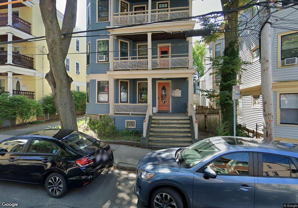 30 Chatham St unit 2, Cambridge, MA 02139 - photo 1