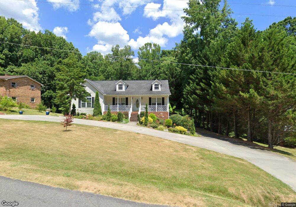 1550 Brookdale Dr, Asheboro, NC 27205 - photo 1