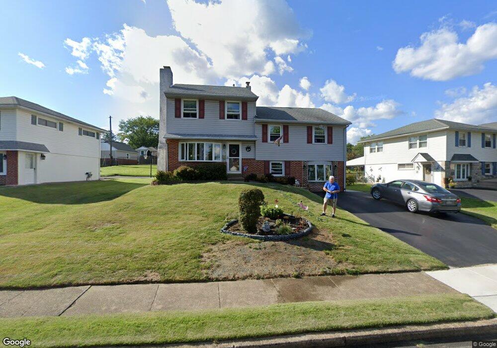 430 Portland Dr, Broomall, PA 19008 - photo 1