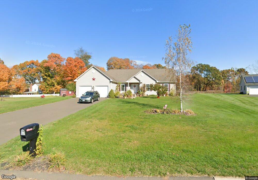 5 Kings Ct, Broad Brook, CT 06016 - photo 1