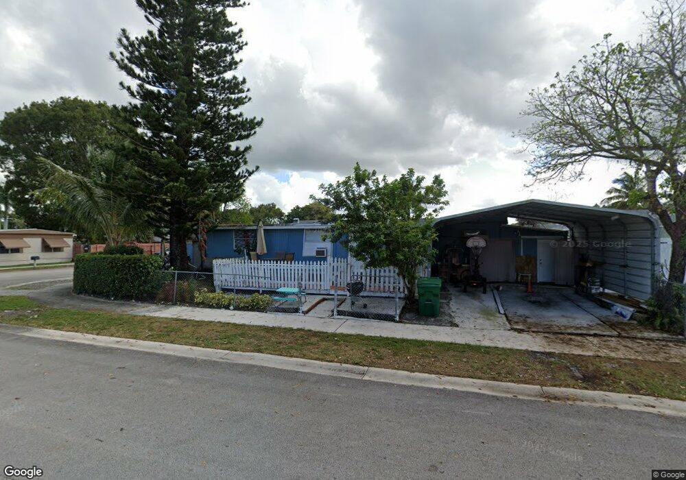 701 SW 133rd Terrace, Davie, FL 33325 - photo 1