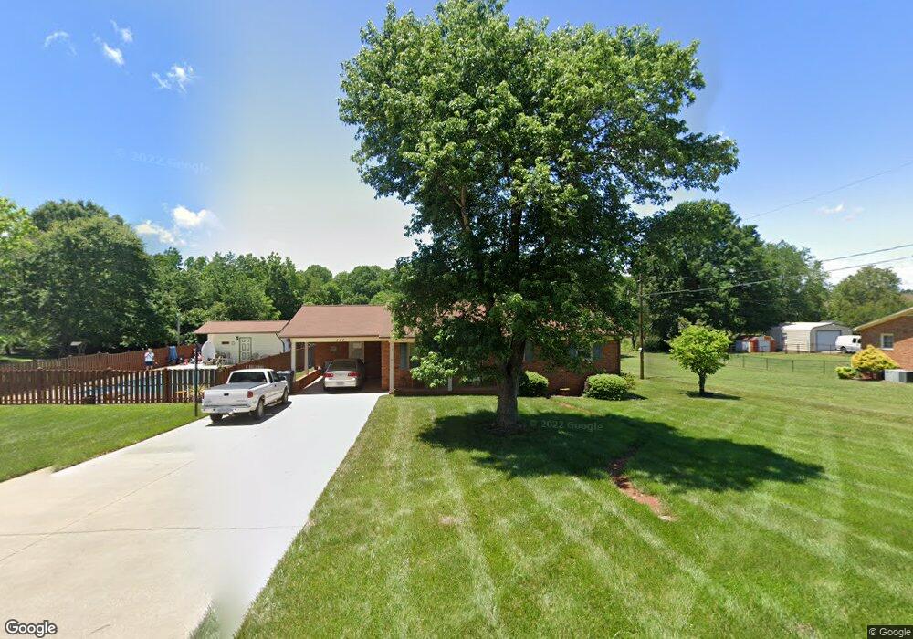 137 Devon Ln, Statesville, NC 28625 - photo 1