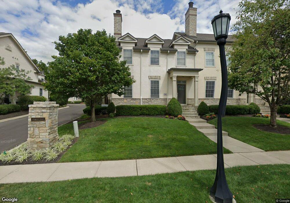 1550 Roxbury Rd unit 1550, Columbus, OH 43212 - photo 1