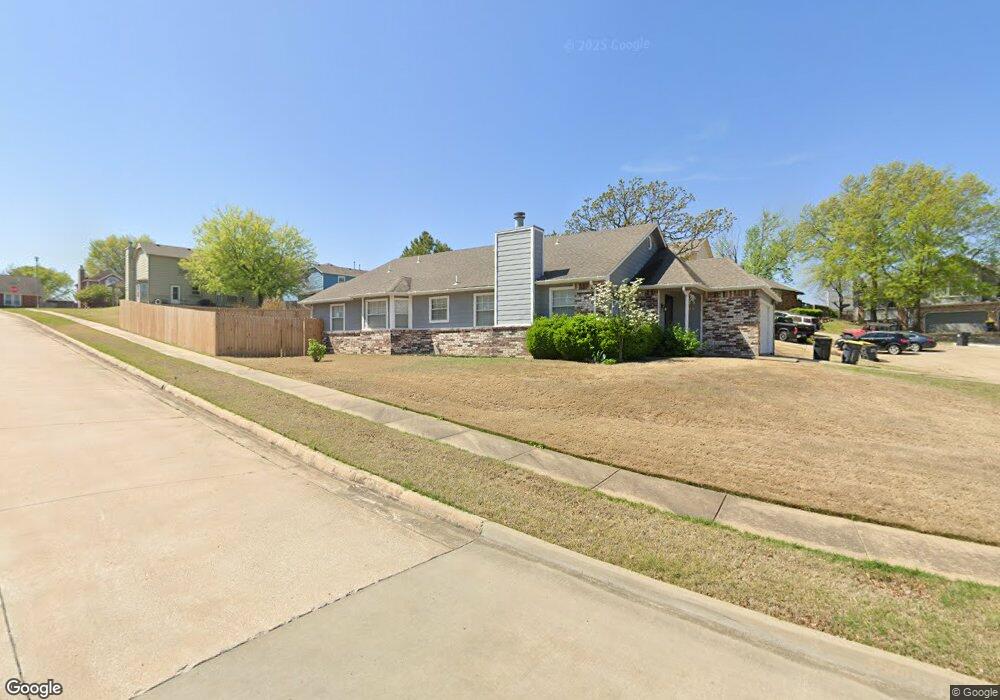 1628 W 110th Cir S, Jenks, OK 74037 - photo 1