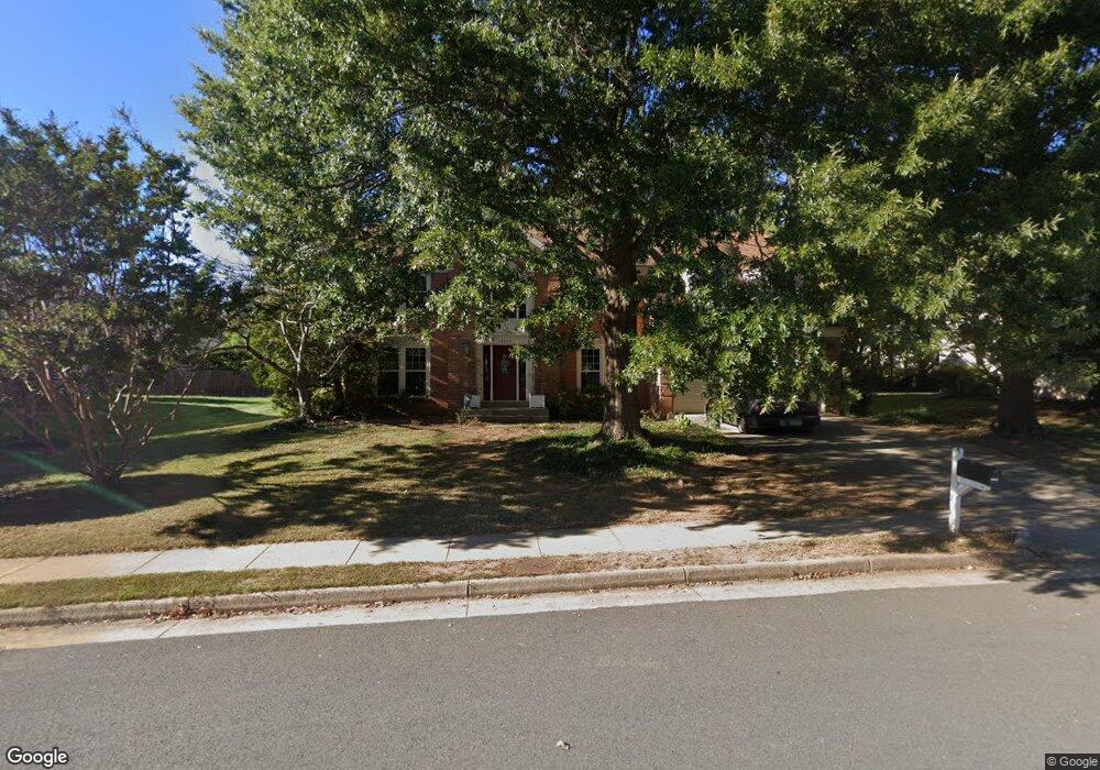 13440 Marble Rock Dr, Chantilly, VA 20151 - photo 1