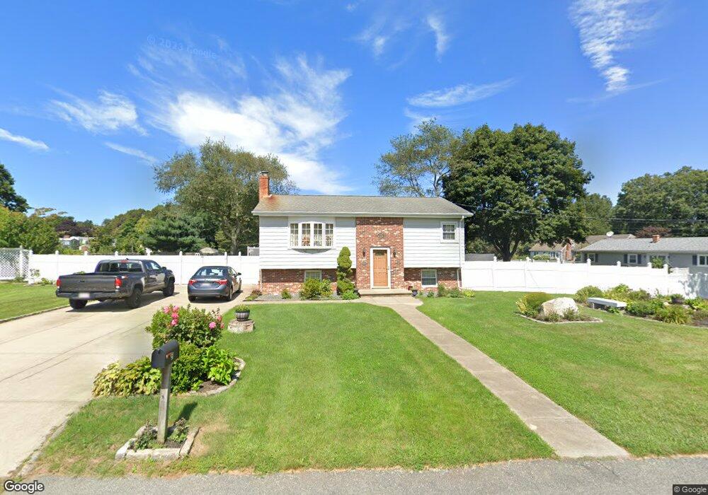 5 Meadow Rd, Westport, MA 02790 - photo 1