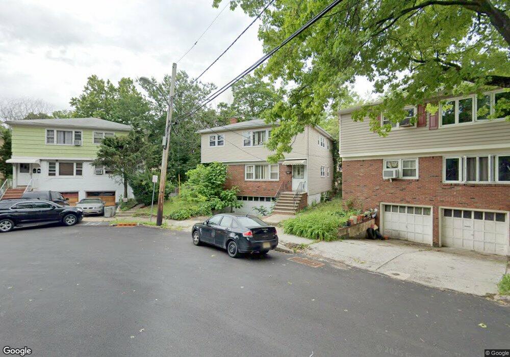 22 Crescent Ct unit 2, Newark, NJ 07106 - photo 1