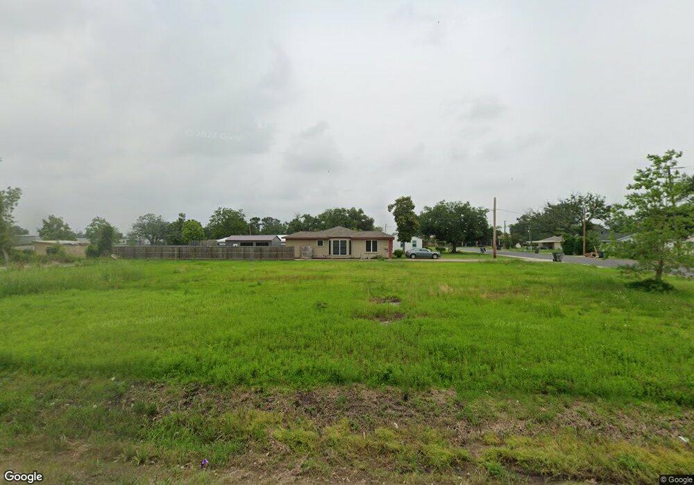 2311 2nd St, Lake Charles, LA 70601 - photo 1