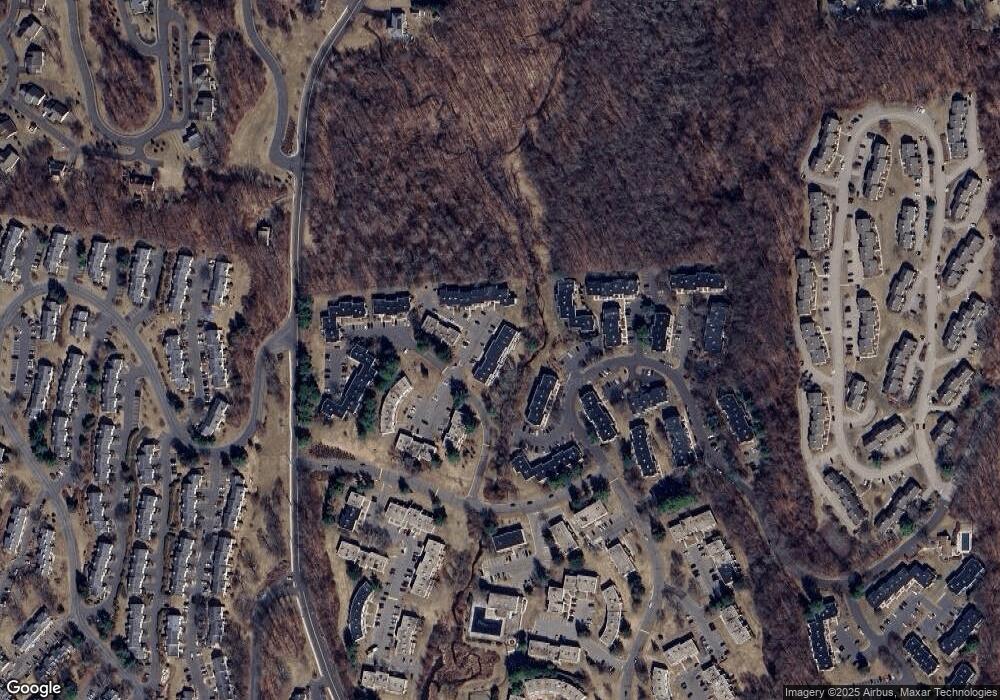 10 Chestnut Ct, Cromwell, CT 06416 - photo 1