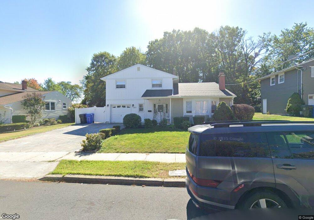 147 Marlin Rd, Woodbridge Township, NJ 08863 - photo 1