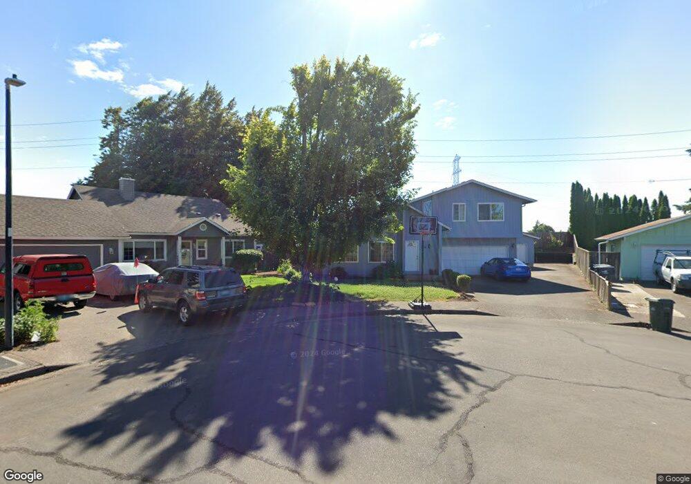 545 Panda Loop, Eugene, OR 97401 - photo 1