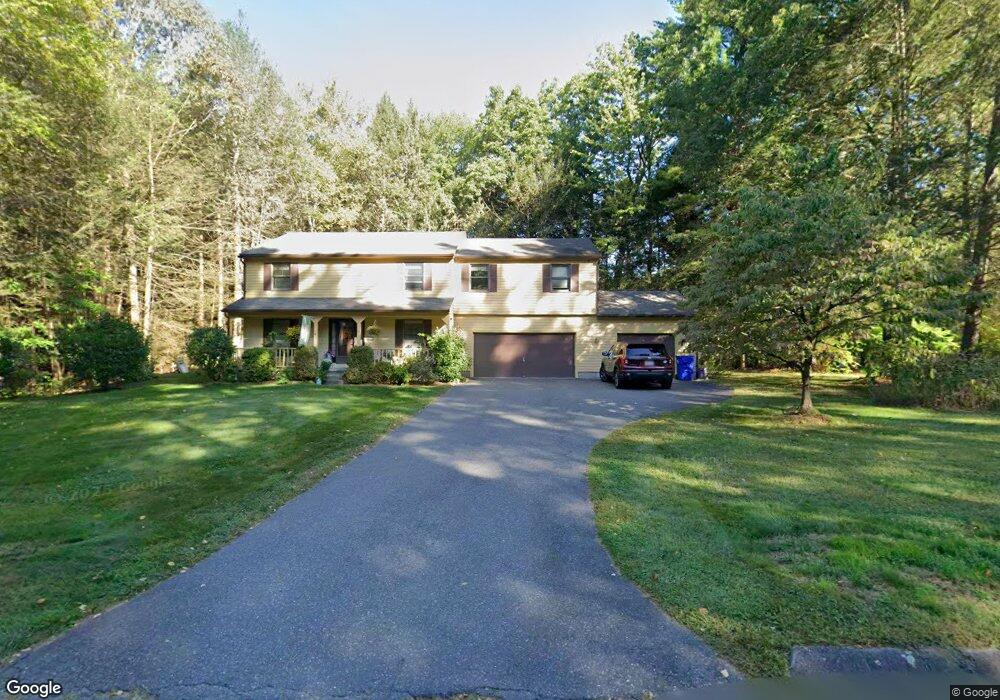 33 Carillon Cir, Easthampton, MA 01027 - photo 1