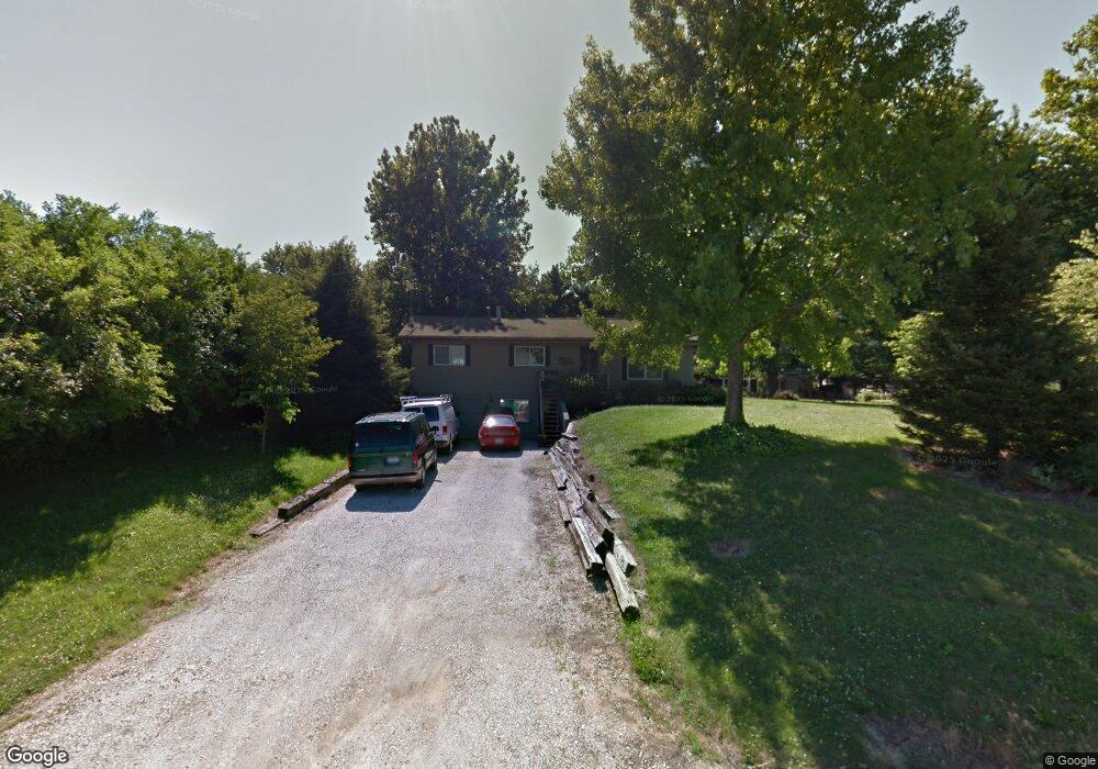 2109 Woodland Lakes Rd, Jacksonville, IL 62650 - photo 1