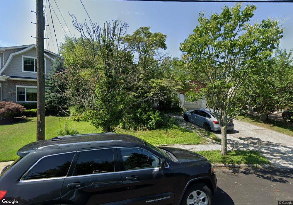 2156 Merokee Dr, Merrick, NY 11566 - photo 1