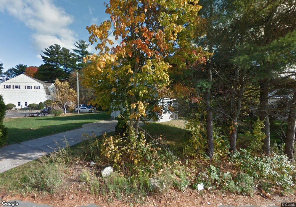 2 Raymond St unit 2, Franklin, MA 02038 - photo 1