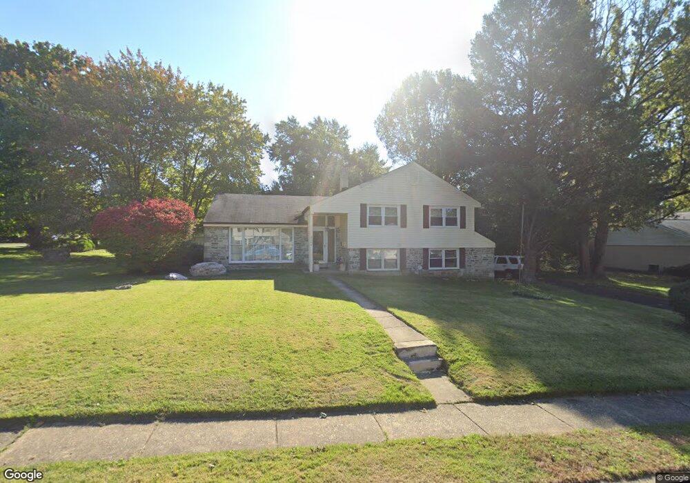 2104 Lantern Ln, Oreland, PA 19075 - photo 1