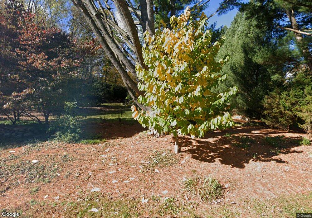 243 W Saddle River Rd, Saddle River, NJ 07458 - photo 1