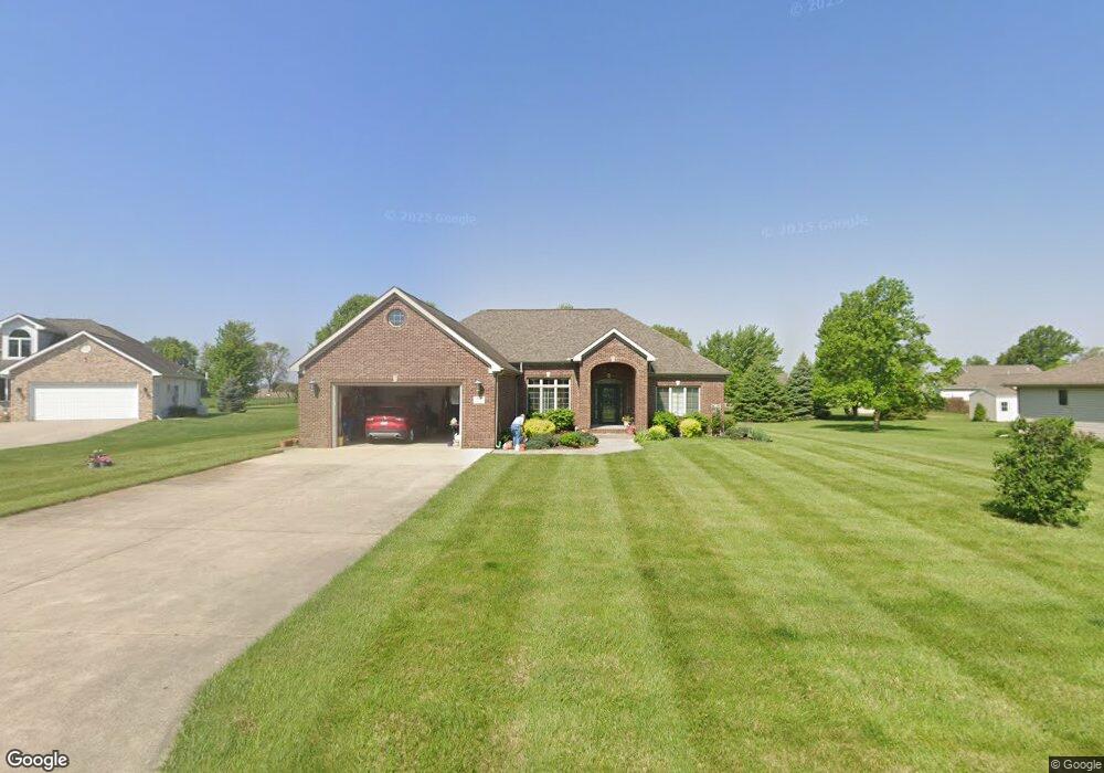 816 Maple Ct, Sweetser, IN 46987 - photo 1