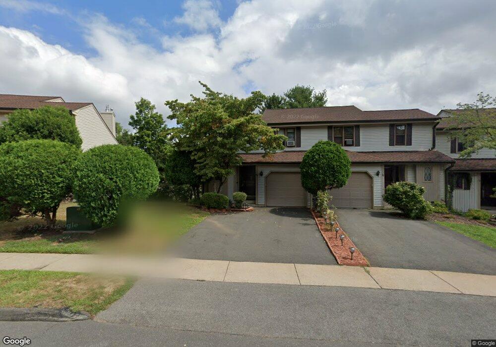 74 Schoolhouse Crossing, Wethersfield, CT 06109 - photo 1