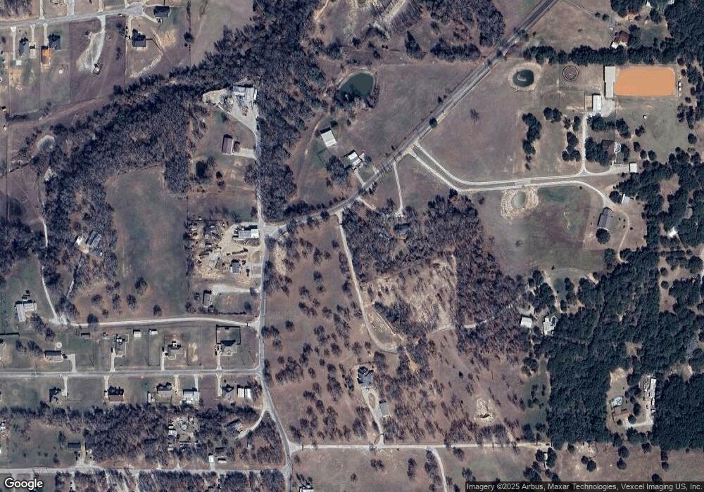 555 Agnes Cir, Springtown, TX 76082 - photo 1