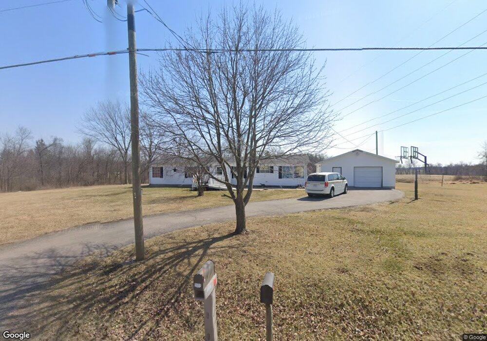 5554 Sandusky Rd, Lima, OH 45801 - photo 1