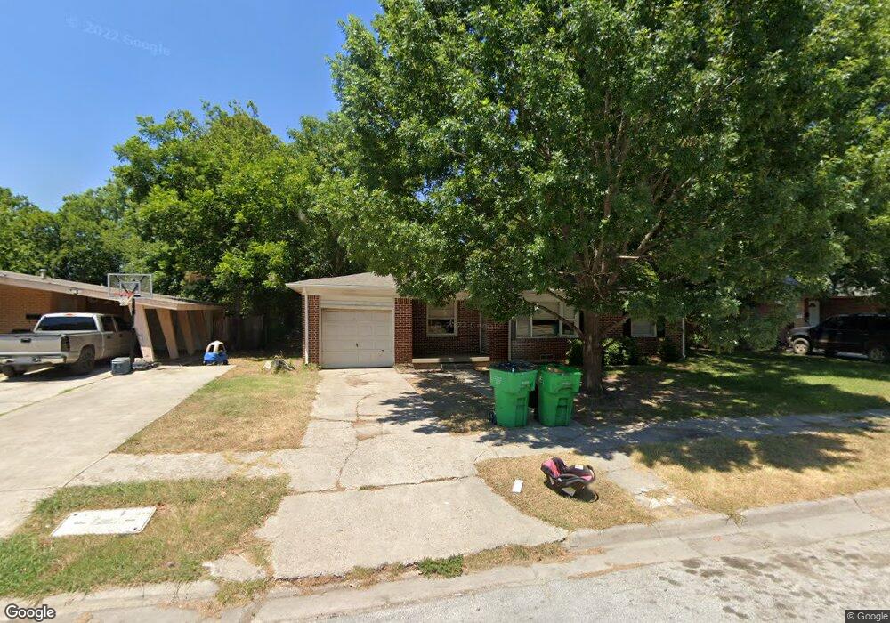 1707 Merrywood Way, Gainesville, TX 76240 - photo 1