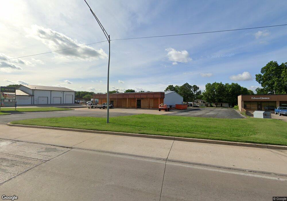 1441 W Broadway St, Ardmore, OK 73401 - photo 1