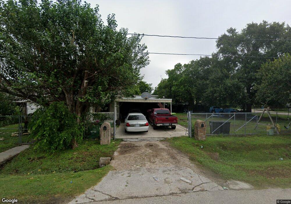 2411 Caplin St, Houston, TX 77026 - photo 1