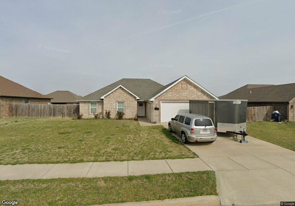 570 Captain Marshal St, Prairie Grove, AR 72753 - photo 1